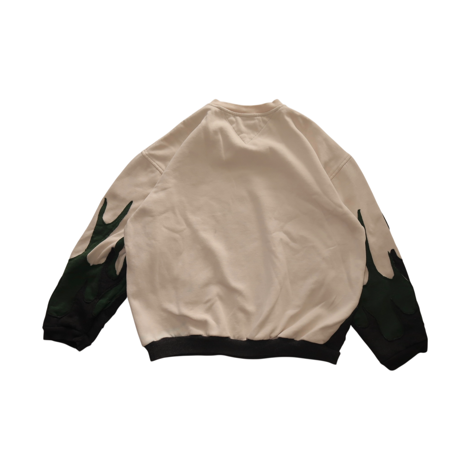 Hilfiger Patch Crew - XL - Quick Thrifts