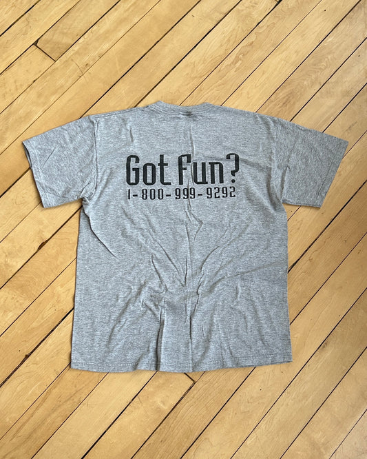 Fun Services Tee - Large - Quick Thrifts